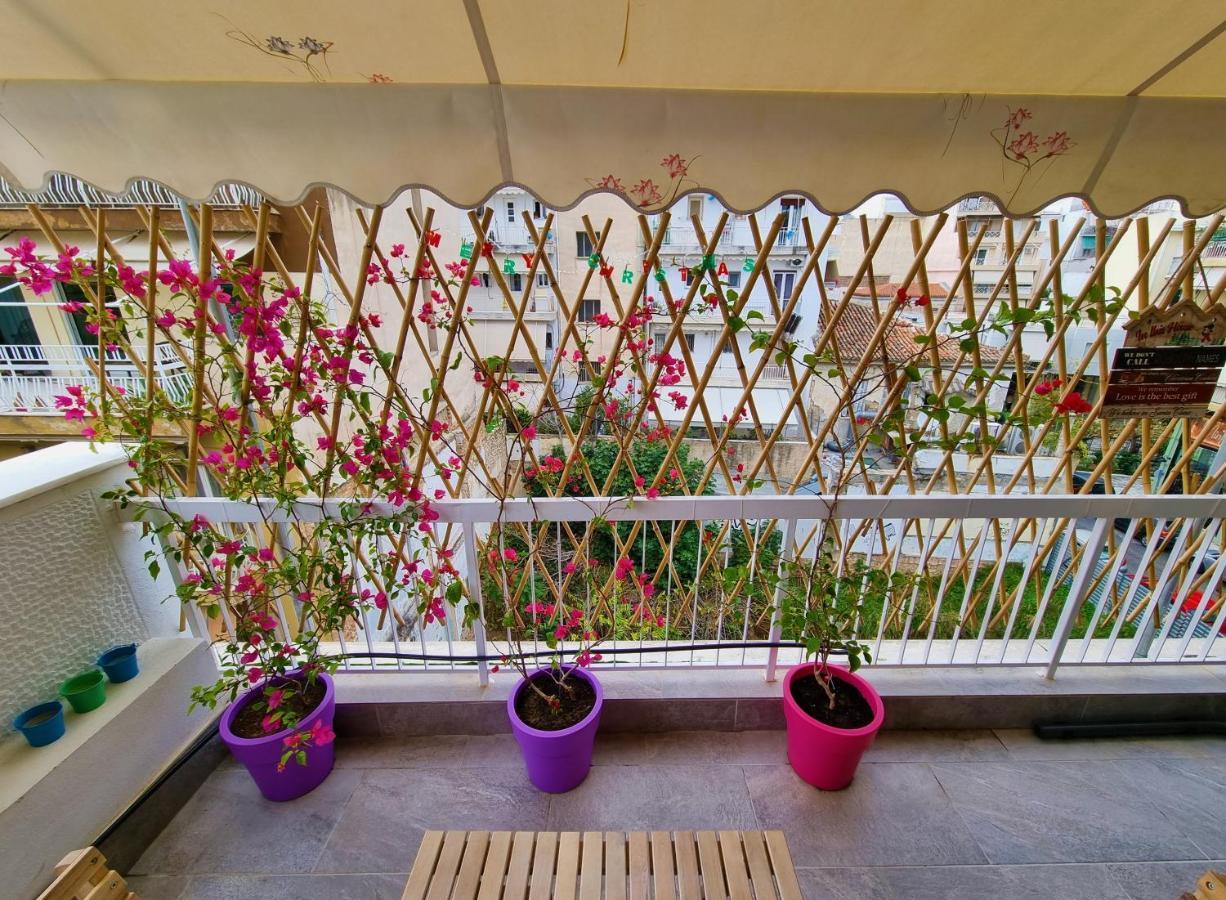 Wow Penthouse Boutique In The Heart Of Historical Center Atenas Exterior foto