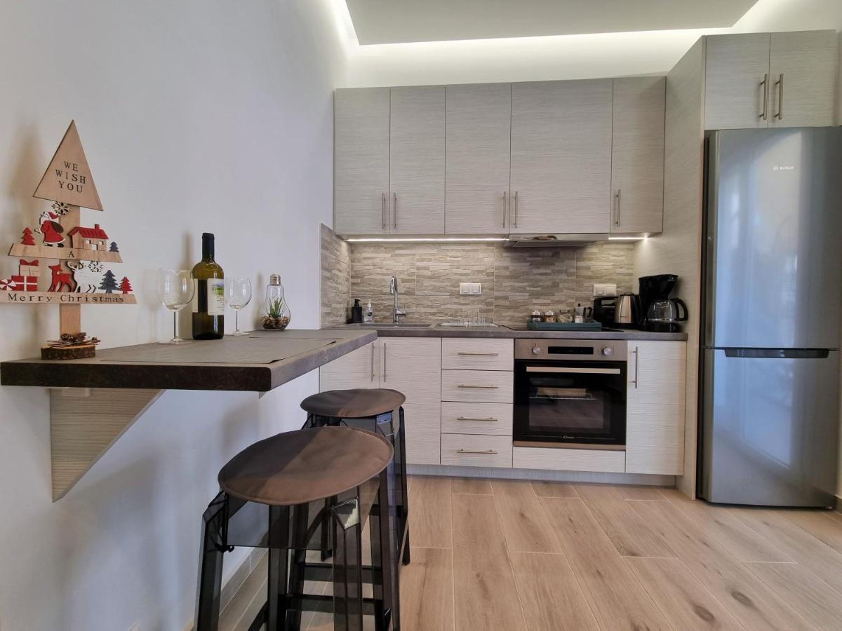 Wow Penthouse Boutique In The Heart Of Historical Center Atenas Exterior foto